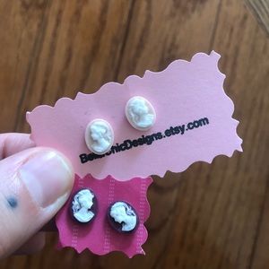 NWT Cameo earrings